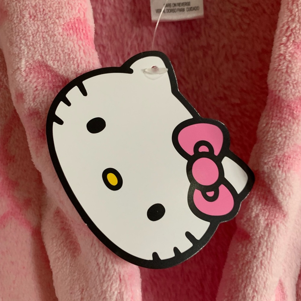 NWT Hello Kitty Robe XL - Picture 3 of 7